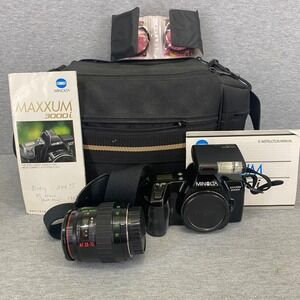 Minolta Maxxum 3000i Film Camera Black SLR AF 28-70mm Lens Flash With Bag